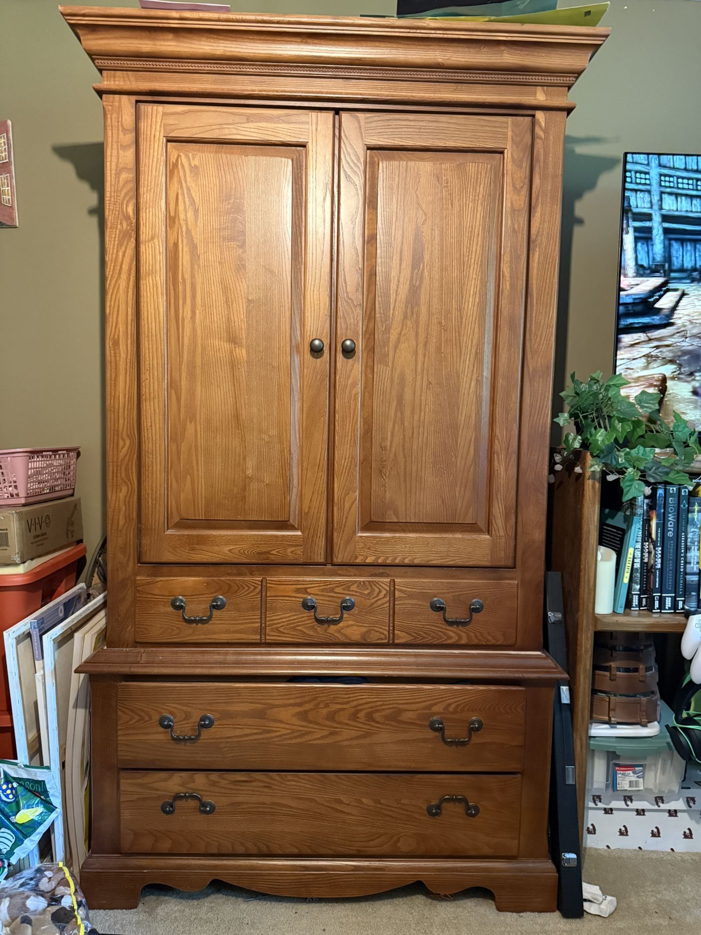 TV Cabinet/dresser