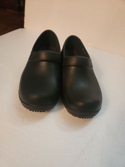 Crocs Women's Slip Resistant Loafer