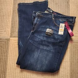 NEW W/Tags INC Slim Tech Smooth Tummy Control Boot Leg Jeans SZ 24W RETAILS $79