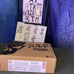 Transformers Selects: Bug Bite . New In Factory Sealed Box. 