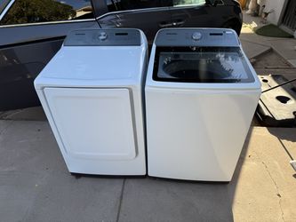 Samsung washer and electric dryer HE 5.2&7.4 CuFt 