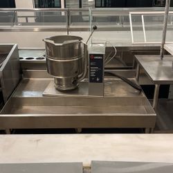 Groen 10 Gal Electric Steam Jacketed Kettle 