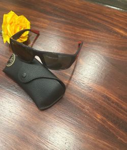 100% Authentic Ray Ban Sunglasses With Case ! For Men