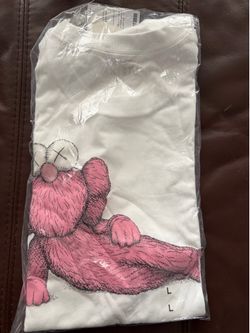 UNIQLO x KAWS Pink Companion T-Shirt – Brand New w/ Tags –Size L
