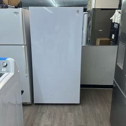 Kenmore Upright Freezer (15.2 Cu Ft)