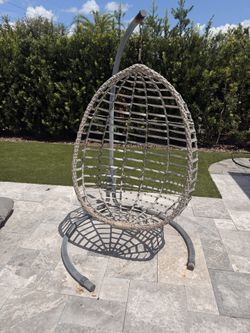 Hanging Egg Chair With Stand
