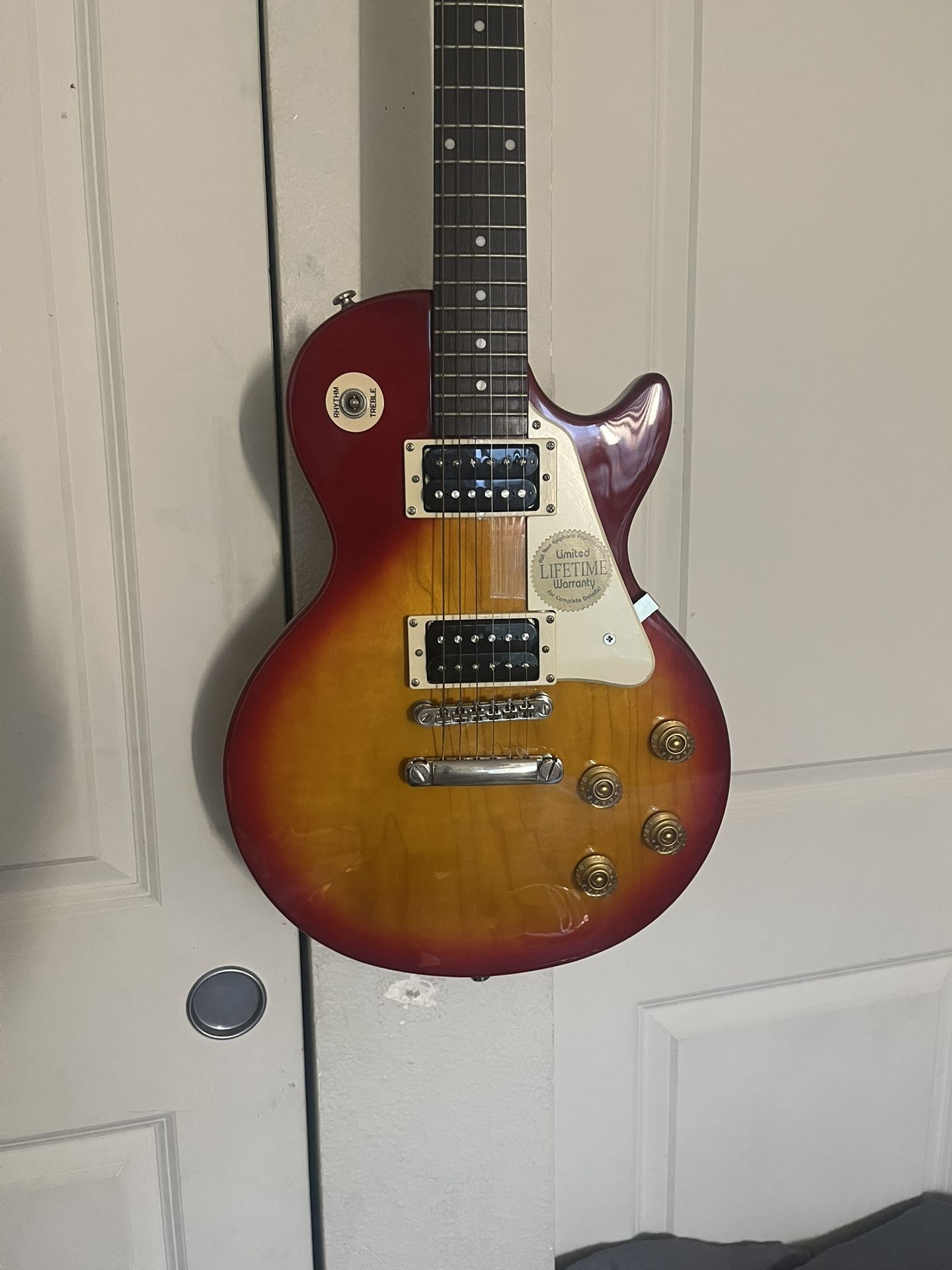 Epiphone Les Paul 100