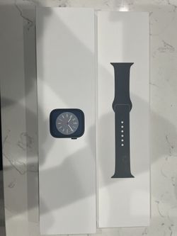 Apple Watch S8 GPS 41mm In box (2 Bands included)