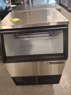 NSF 250lbs ice maker