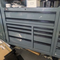 42" Toolbox And End Locker - US Gen Series 3