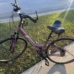 Diamondback Comfort Bike | Step-Through Frame | Easy Ride