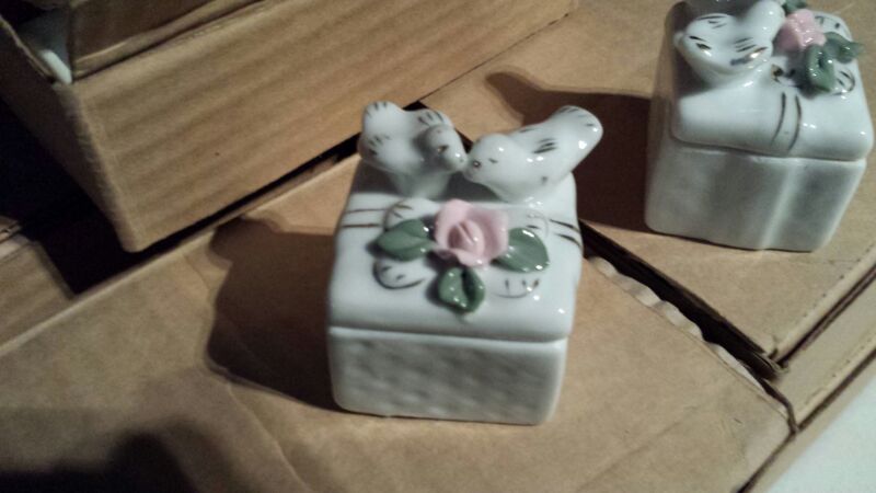 Wedding favors China/Candy/Ring Boxes