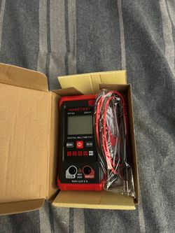Digital volt meter