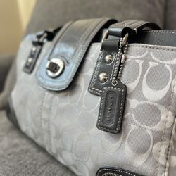 Grey Vintage Coach Bag with Turlock