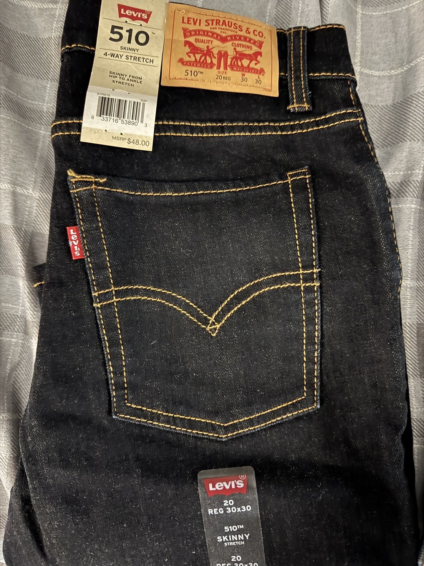 LEVI’S