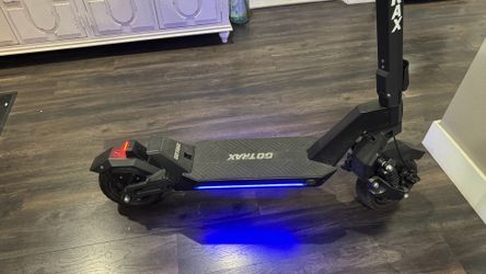 GOTRAX SCOOTER