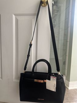 New with tags. Anne Klein handbag