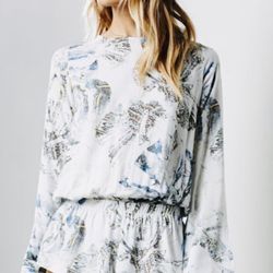 Like New Size Medium Romper  Super Cute