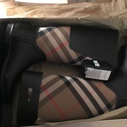 Beautiful  Burberry  Boots