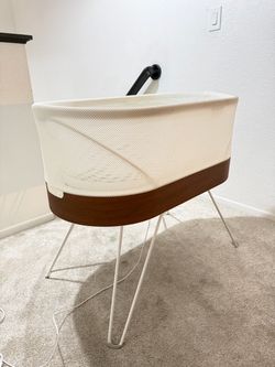 SNOO Smart Sleeper Bassinet