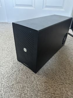 Egpu + MSI Duke GeForce RTX 1080 (Thunderbolt 3)