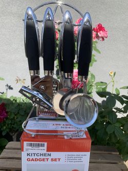 Kitchen gadget set. 8ps stainless steel