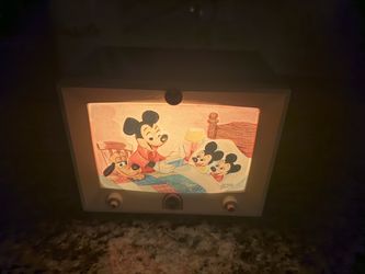 Vintage Mickey Mouse light and music box