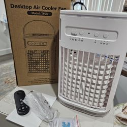 New TEMEIKE 4-IN-1 desktop Air Conditioner w/Remote, 2 Ice Packs, 1200ML Tank. 