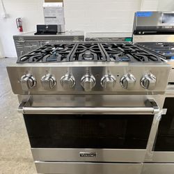 Viking 30 In Freestanding Gas Range With 5 Sealed Burners , Convection. 6 Months Warranty 