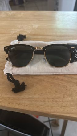 Ray ban clubmaster sunglasses