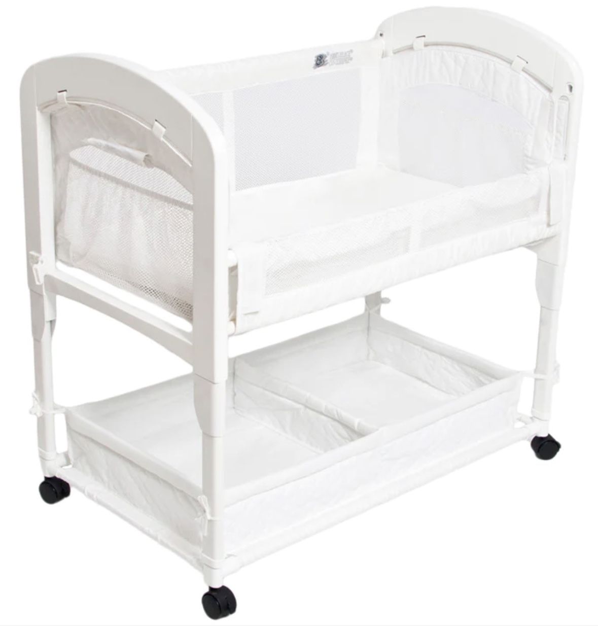 Arms Reach Cambia Co sleeper Excellent Condition with sheets