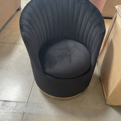 Black Swivel Chair 