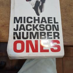 Michael Jackson Number Ones (CD+DVD Box-set)