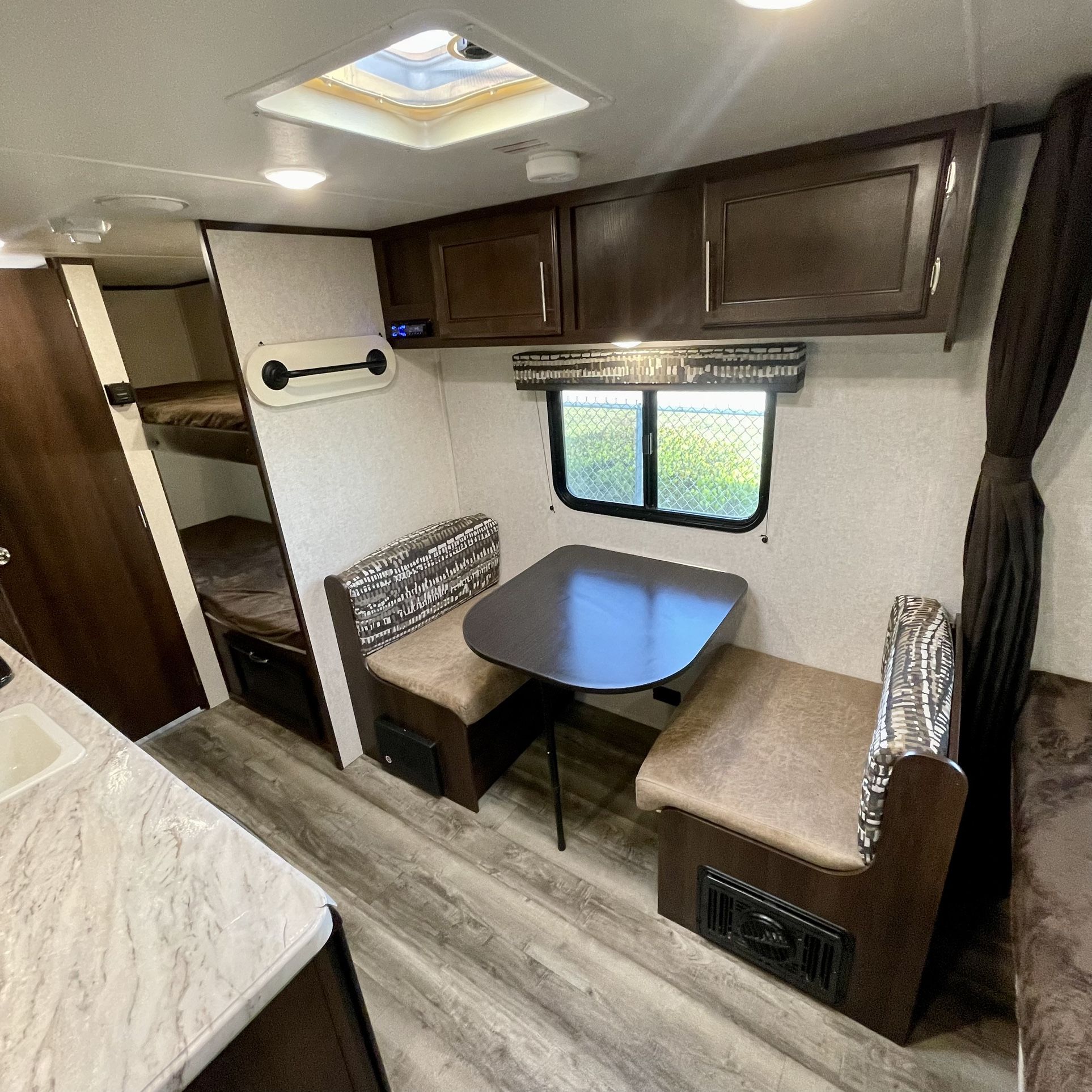 2019 Jayco JayFlight Rv Travel Trailer BunkHouse for Sale in Miami, FL