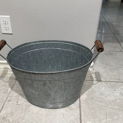 Galvanized Beverage Tub / /Container