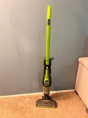 Bisselle light weight cordless vacuum