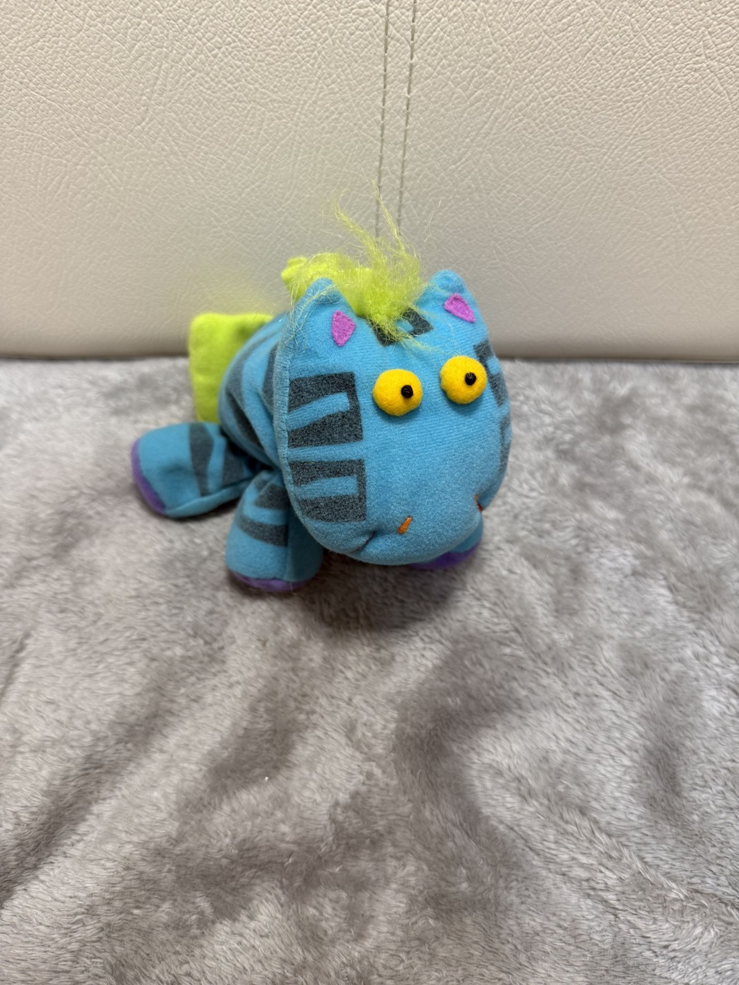 Hallmark 2001 BINNY & SMITH COLORFUL ZEBRA 5" Bean Bag STUFFED ANIMAL TOY