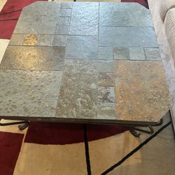 Living Room Table (removable Top)