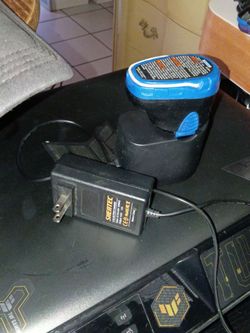Battery and charger for dremel