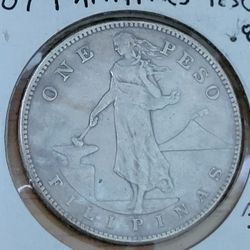 1907 Philippines - US Administration 1 Peso Silver  Coin San Francisco Mint