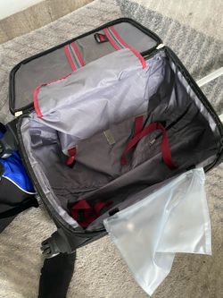 Argo Rolling Luggage Suitcase with Organizers