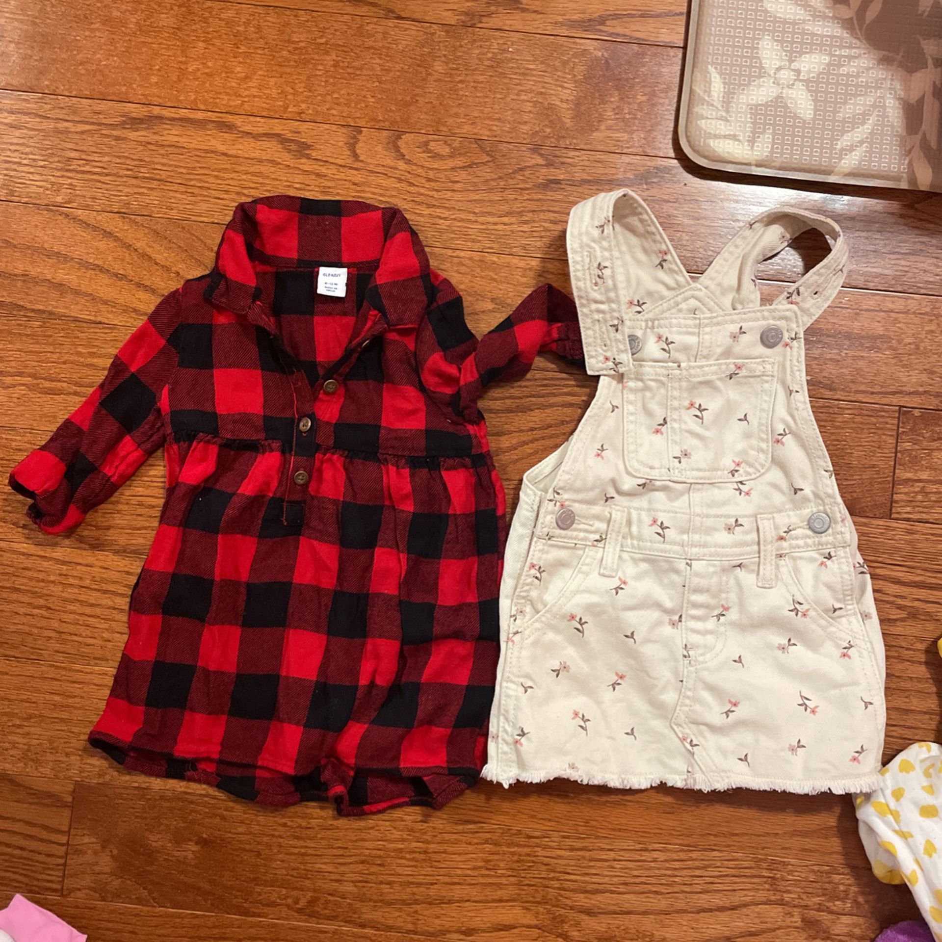 2 Baby Girl Old Navy Dresses/ 6-12 Months And 12-18 Months 