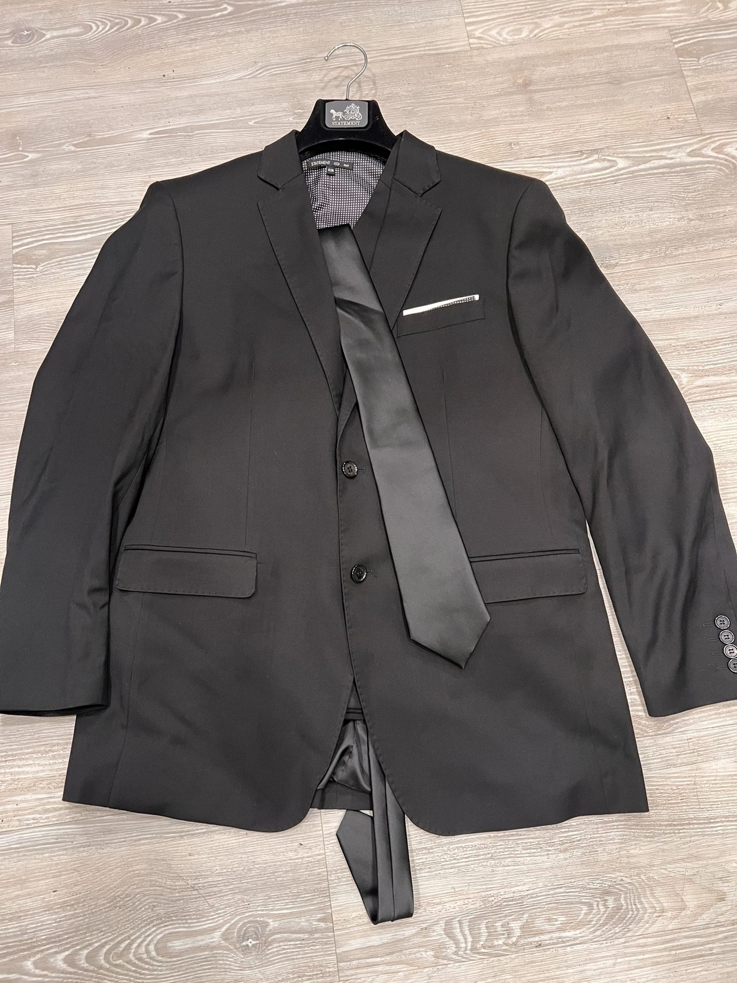 Statement Full Suit Vest And Tie