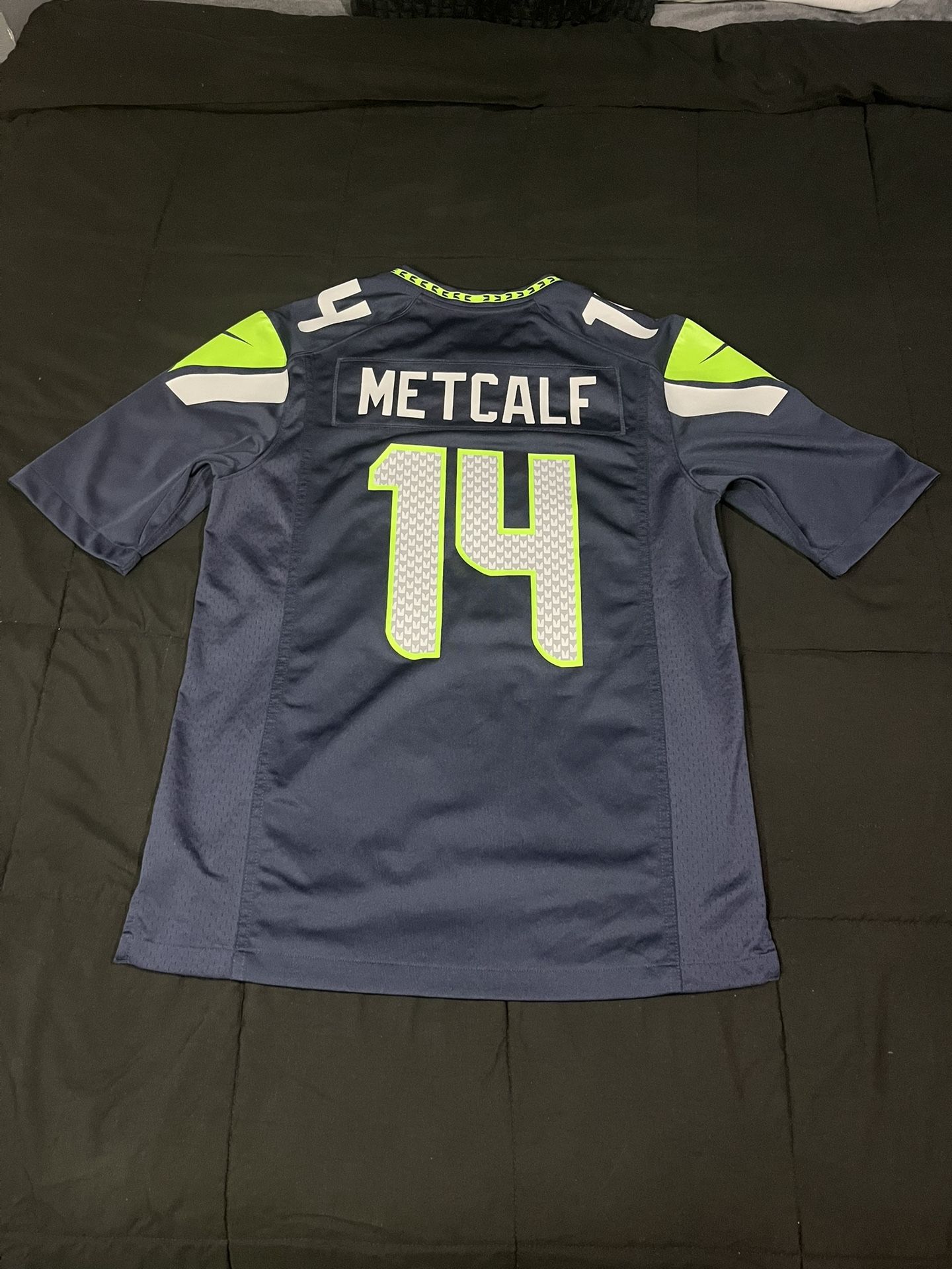 DK Metcalf Seattle Seahawks Jersey — Size M