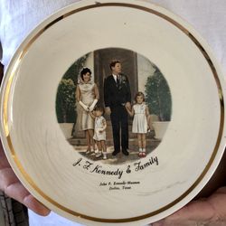 JFK  PLATE FROM 1970 Rare !!!!