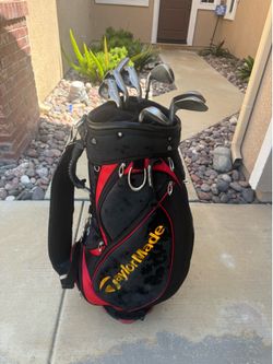 Taylormade Golf Bag, Irons, and Wedges. (READ DESCRIPTION )