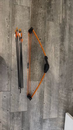 Youth Compound Bow & Arrow Set – Orange & Black