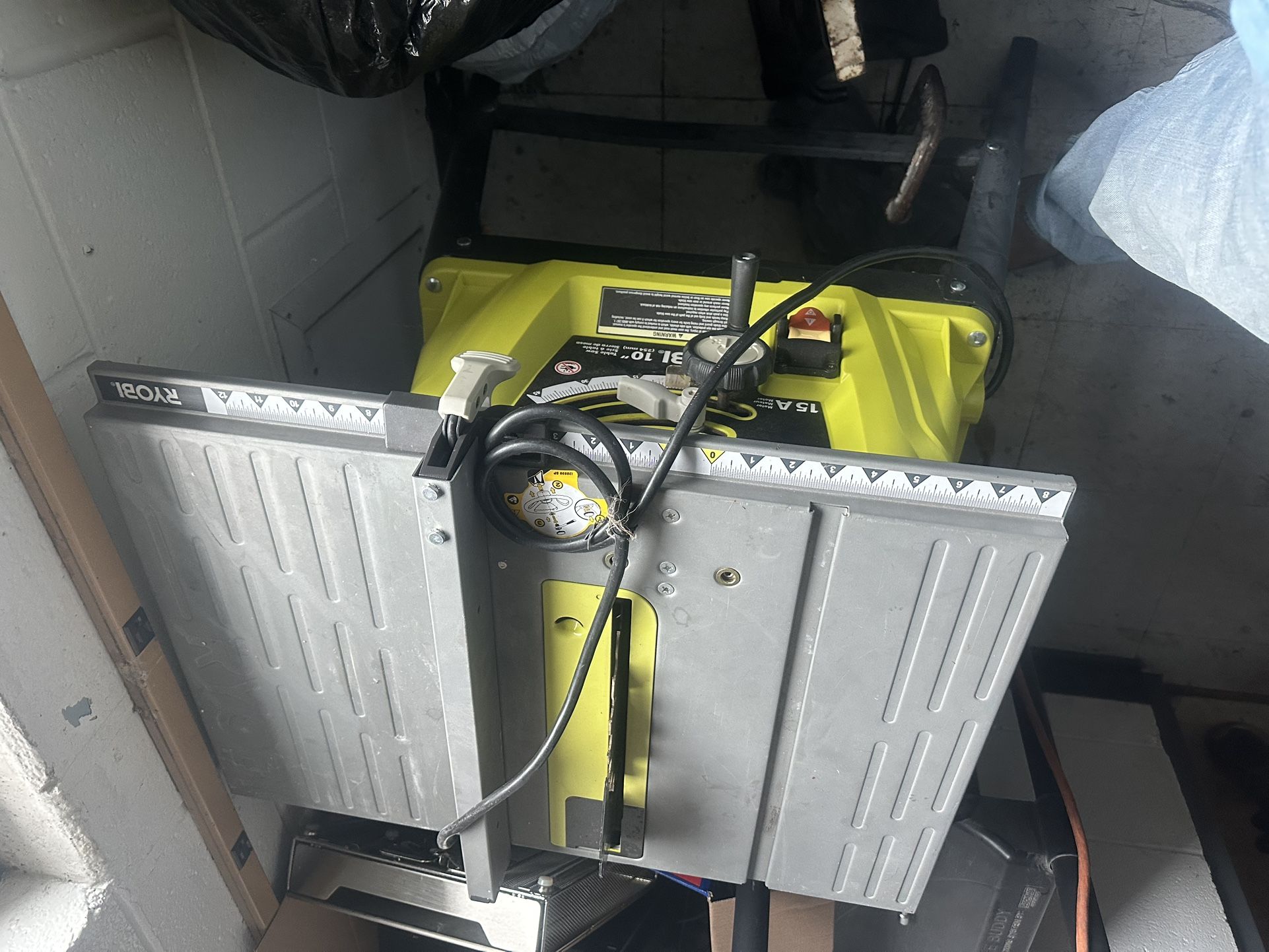 Ryobi 10 Inch Table Saw