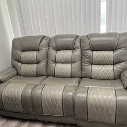 Real Leather power Reclining Sofa With Power headrest 