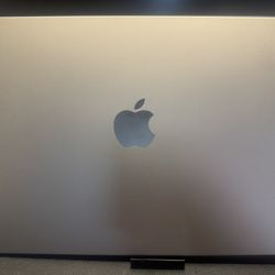 MacBook M2 Air 